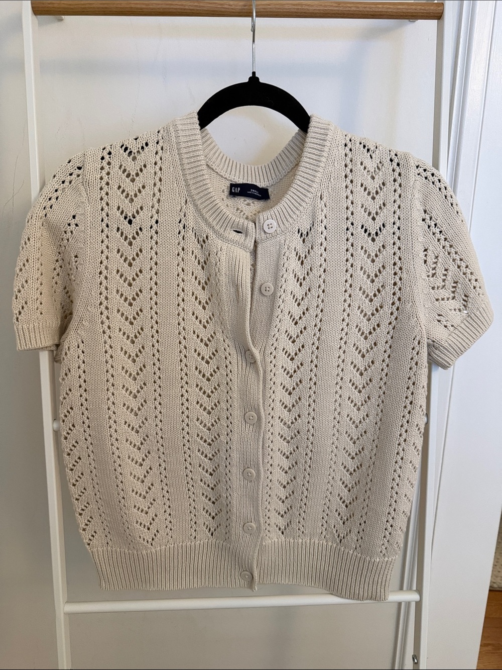 Gap Short Sleeved Button Up Sweater - Size Small